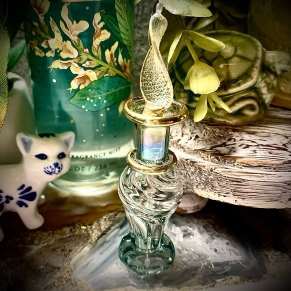 None Other - 2201 Elegant Glass Mini Perfume Bottle with Gold Accents